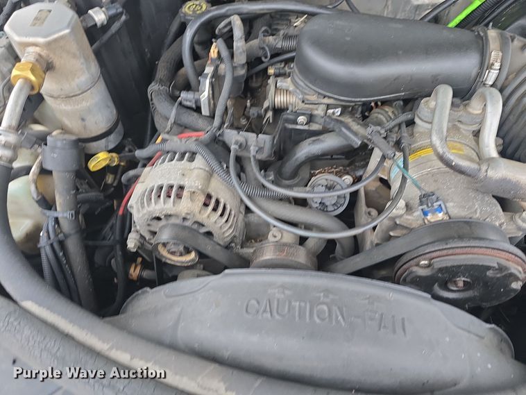 image for item DQ5368 2001 GMC Jimmy SLE SUV