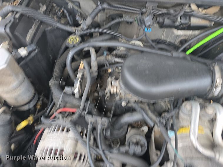 image for item DQ5368 2001 GMC Jimmy SLE SUV