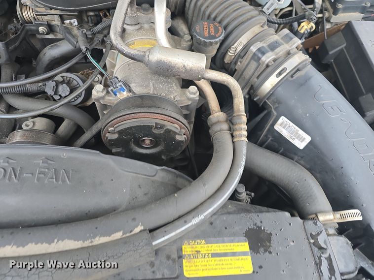 image for item DQ5368 2001 GMC Jimmy SLE SUV