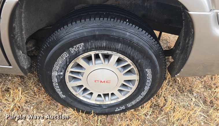 image for item DQ5368 2001 GMC Jimmy SLE SUV