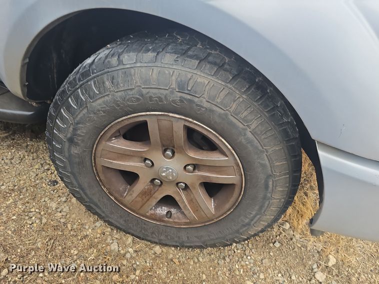 image for item DQ5369 2005 Dodge  Durango SLT 