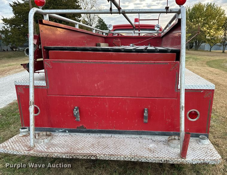 image for item DR2731 1966 Ford F600 pumper fire truck