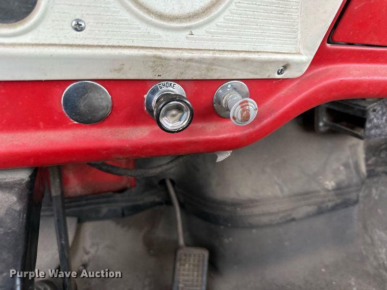 image for item DR2731 1966 Ford F600 pumper fire truck