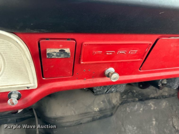 image for item DR2731 1966 Ford F600 pumper fire truck