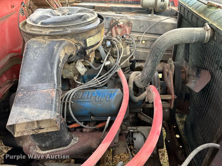 image for item DR2731 1966 Ford F600 pumper fire truck