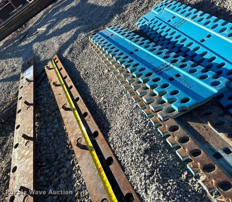 image for item DT0504 Approximately 10 shark bite mold board