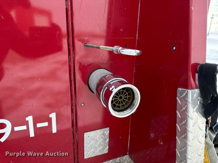 image for item EG7117 1981 Ford F826 pumper fire truck