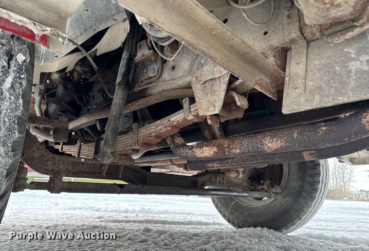 image for item EG7117 1981 Ford F826 pumper fire truck