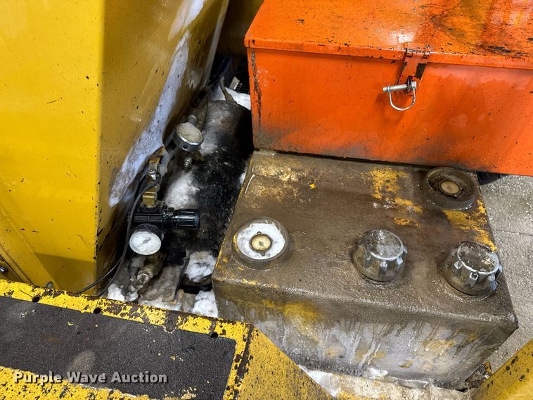 image for item EG7119 Rosco RA2000 pothole patcher