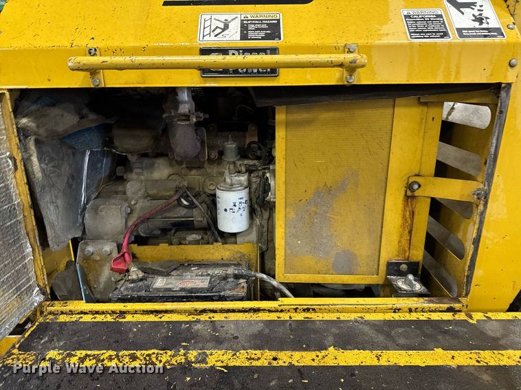 image for item EG7119 Rosco RA2000 pothole patcher