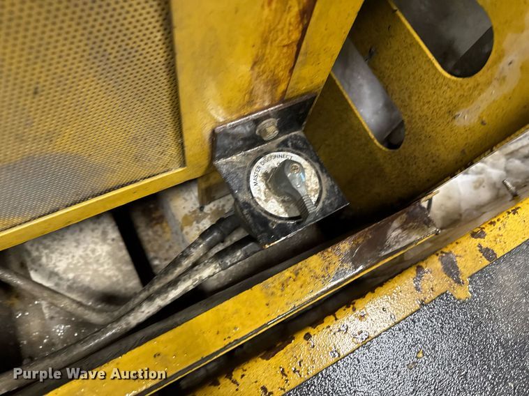 image for item EG7119 Rosco RA2000 pothole patcher