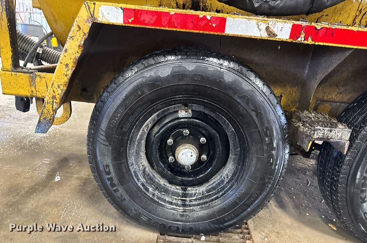 image for item EG7119 Rosco RA2000 pothole patcher