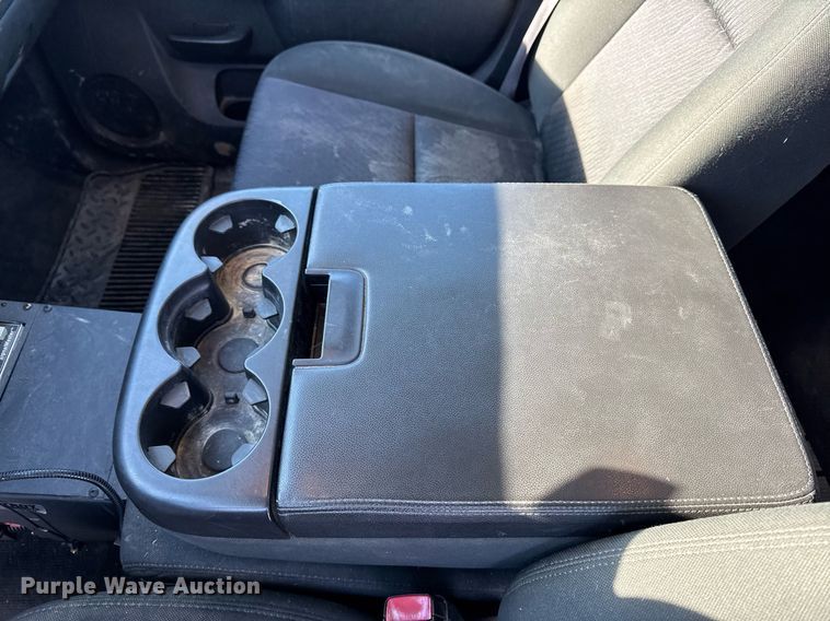 image for item EG7123 2013 Chevrolet Silverado 1500 Ext. Cab pickup truck