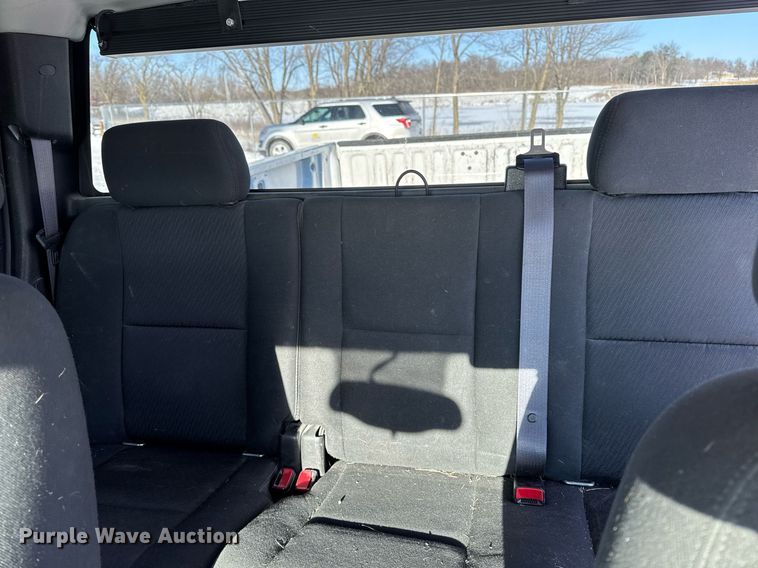 image for item EG7123 2013 Chevrolet Silverado 1500 Ext. Cab pickup truck