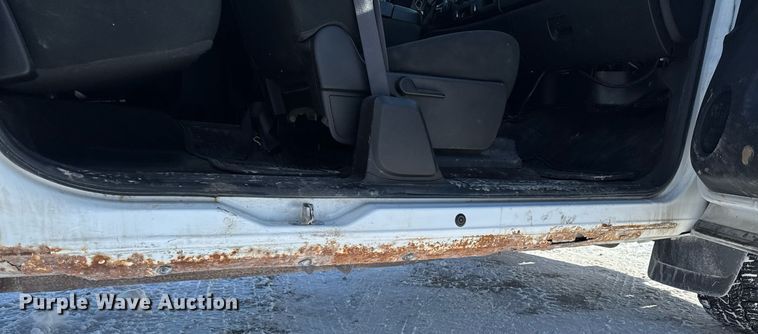 image for item EG7123 2013 Chevrolet Silverado 1500 Ext. Cab pickup truck