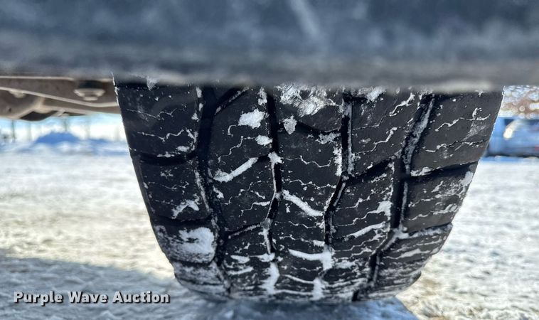 image for item EG7123 2013 Chevrolet Silverado 1500 Ext. Cab pickup truck