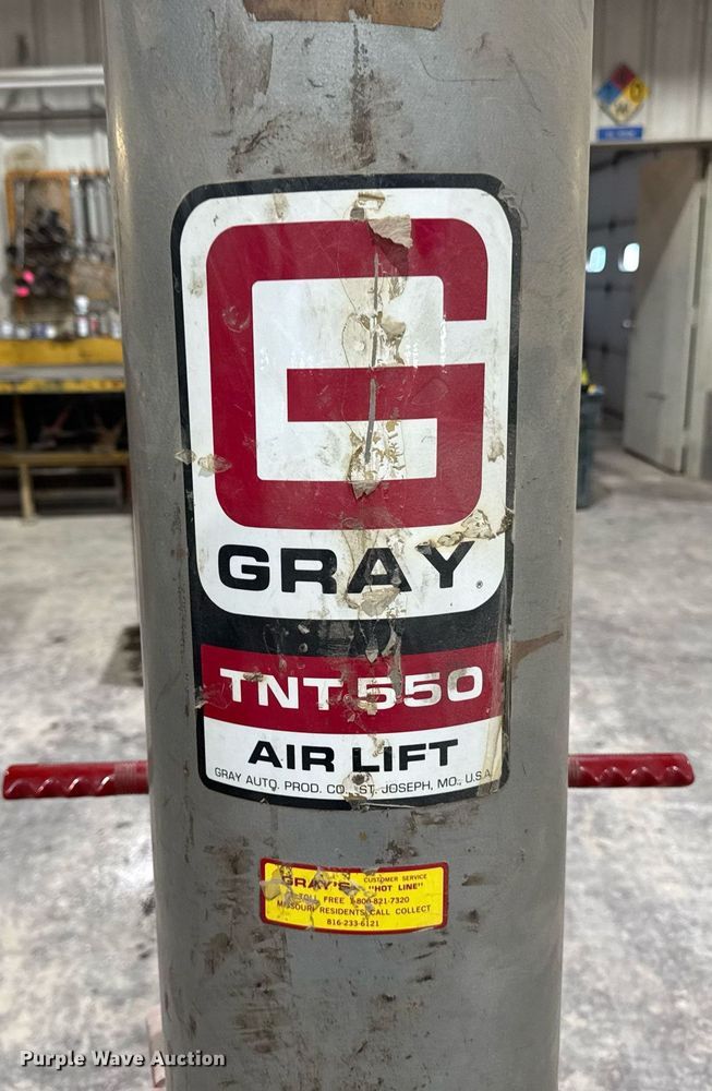 image for item EG7128 Grey TNT550 air lift