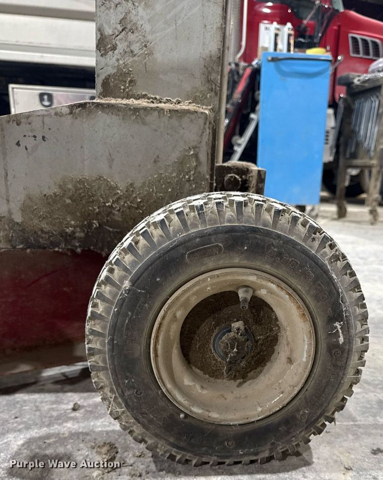 image for item EG7128 Grey TNT550 air lift