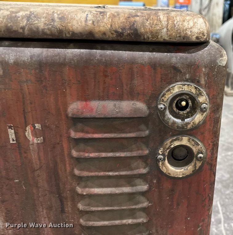 image for item EG7130 Grey Mills 306A parts washer