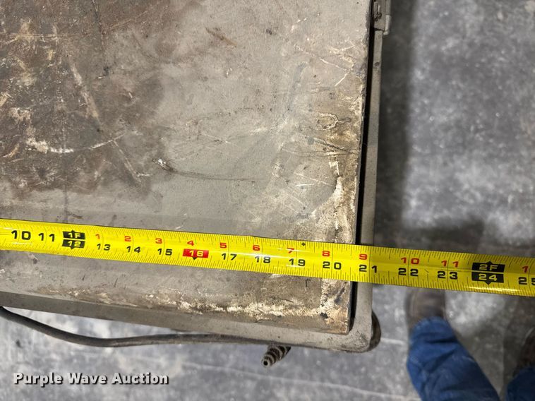 image for item EG7130 Grey Mills 306A parts washer