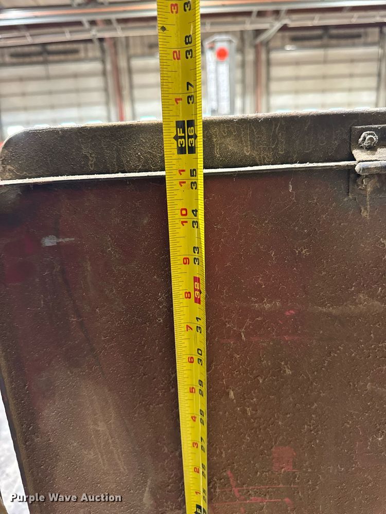 image for item EG7130 Grey Mills 306A parts washer