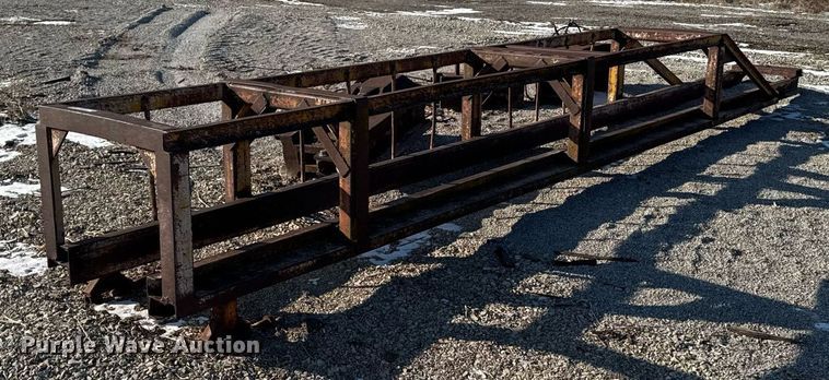 image for item EG7135 Bridge post driver