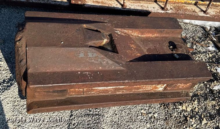 image for item EG7135 Bridge post driver