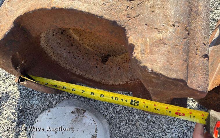 image for item EG7135 Bridge post driver