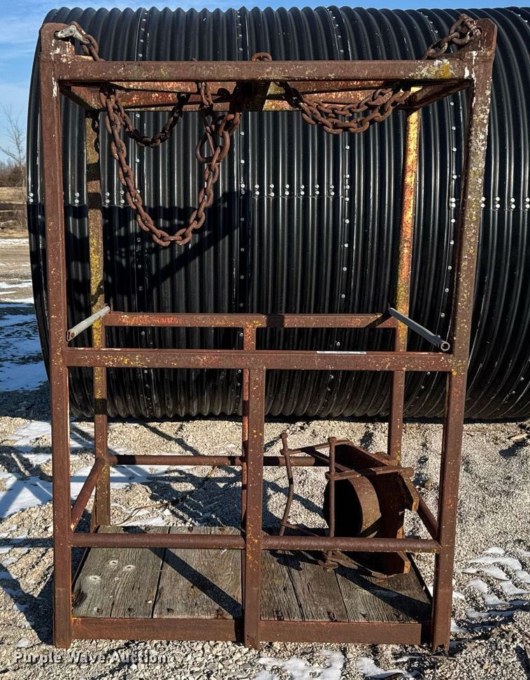 image for item EG7136 Man basket