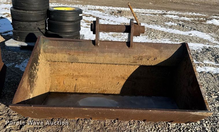 image for item EG7139 Esco excavator bucket