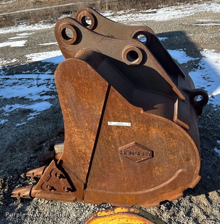 image for item EG7143 Hensley excavator bucket