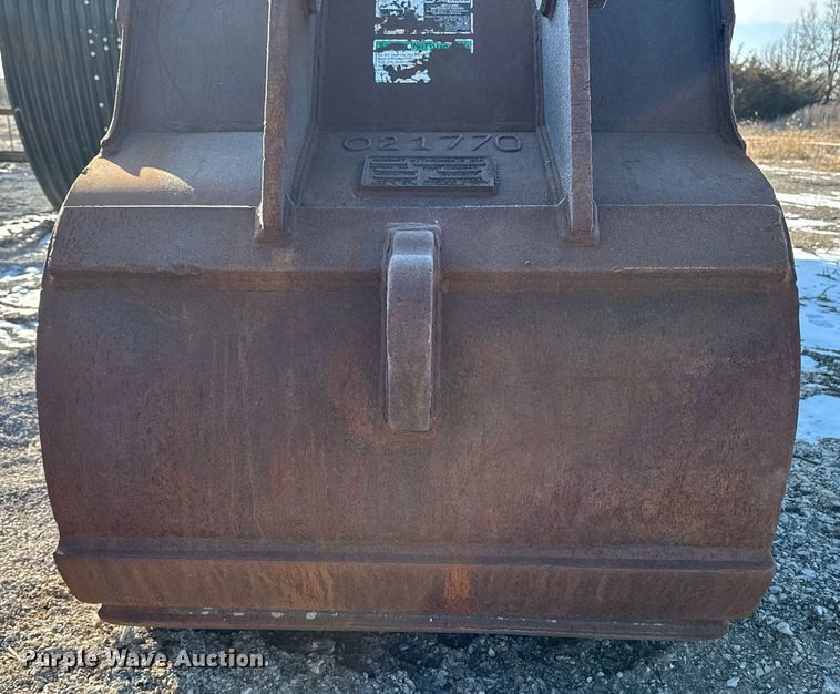 image for item EG7143 Hensley excavator bucket