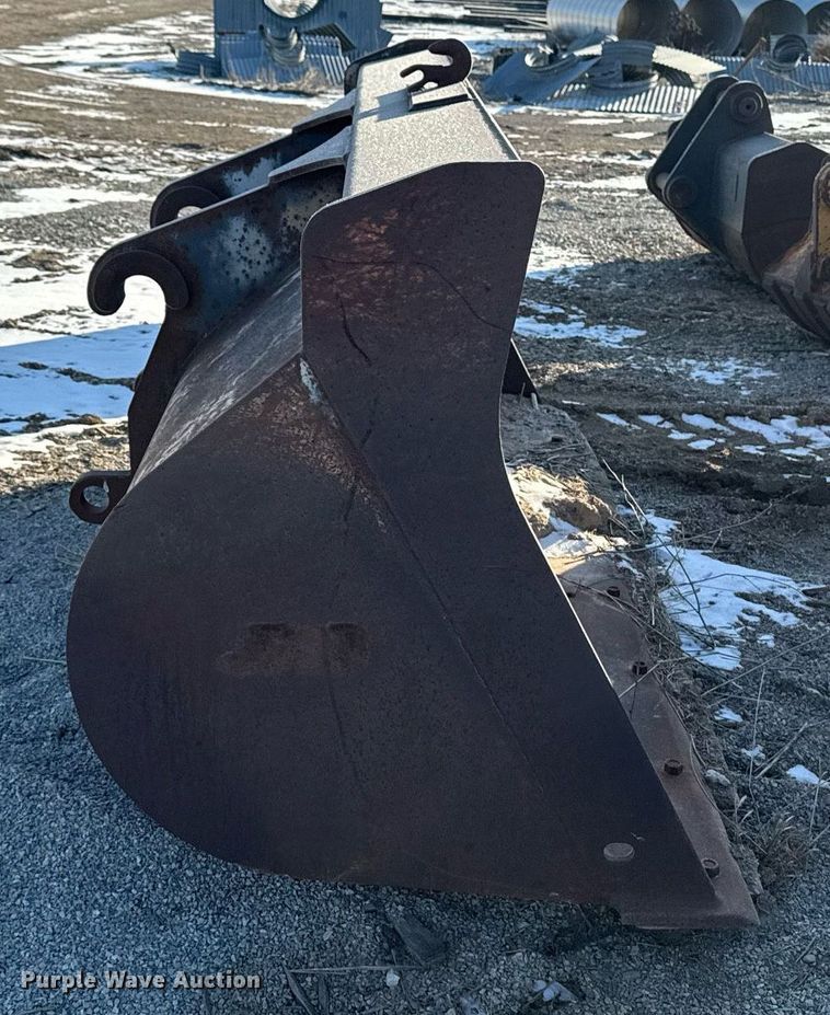 image for item EG7144 JRB wheel loader bucket