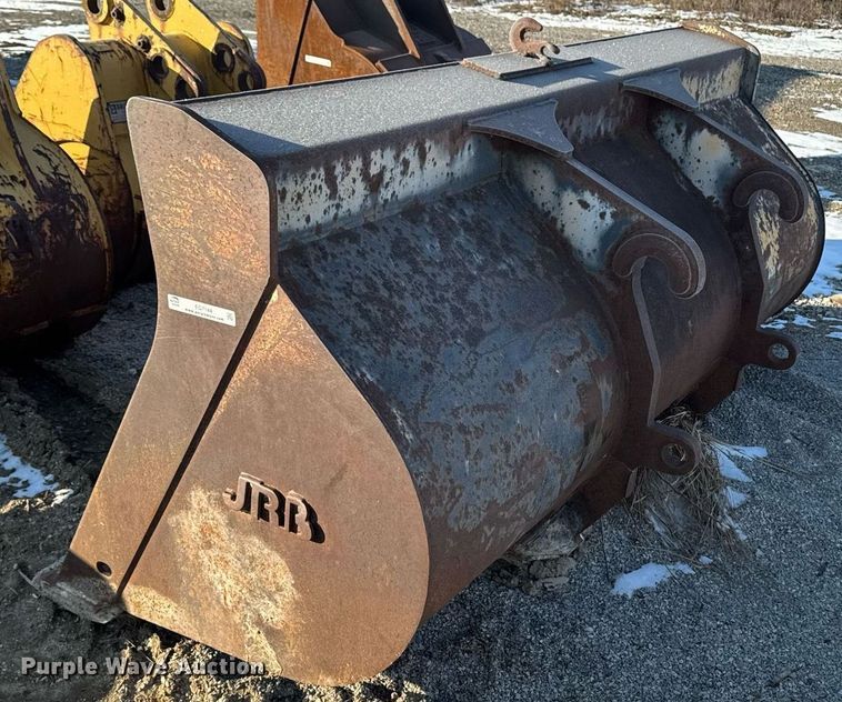 image for item EG7144 JRB wheel loader bucket