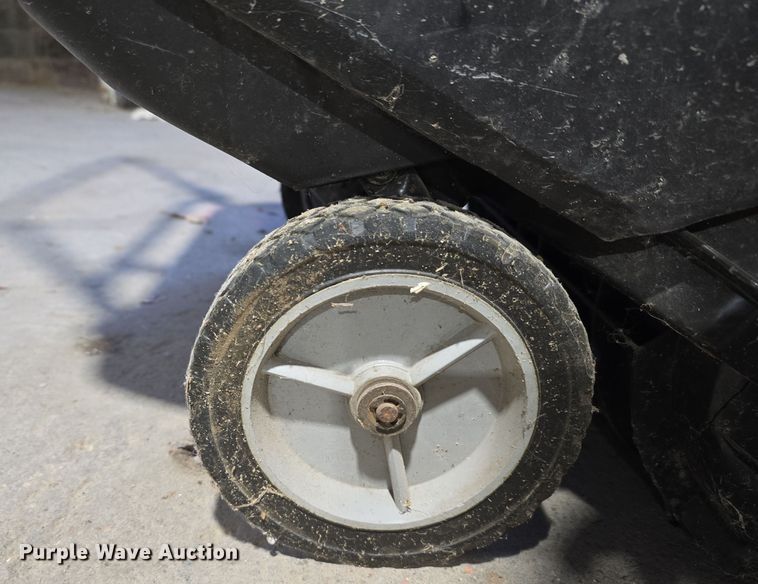 image for item EH8506 Craftsman snow blower