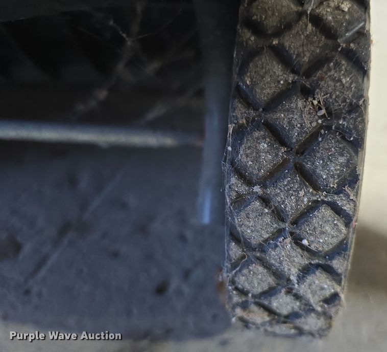 image for item EH8506 Craftsman snow blower