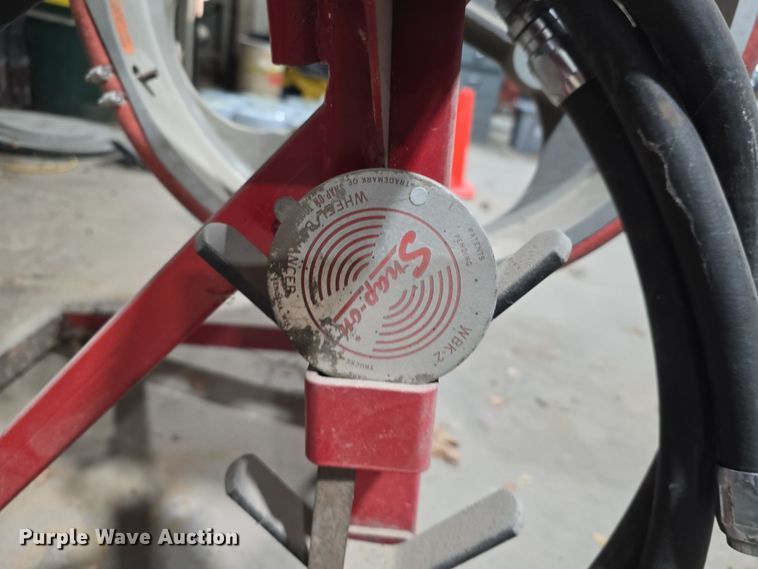 image for item EH8507 Coats 6100 tire balancer