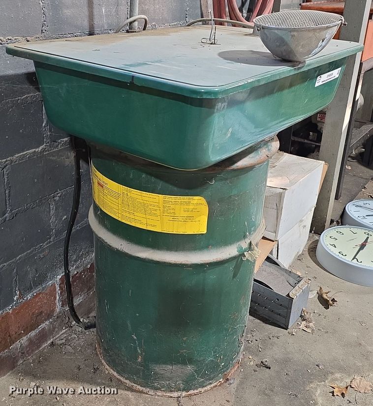 image for item EH8509 Safety Kleen 23.0 parts washer