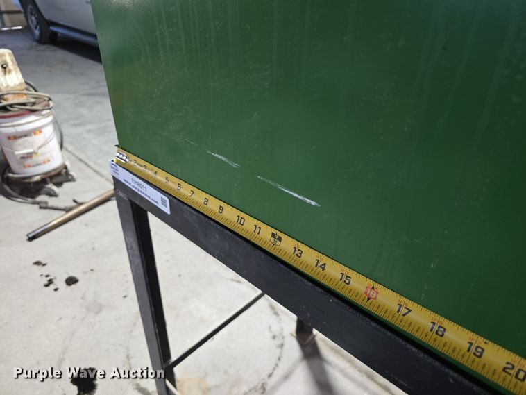 image for item EH8511 John Deere oil dispenser