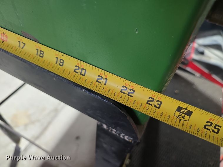 image for item EH8511 John Deere oil dispenser