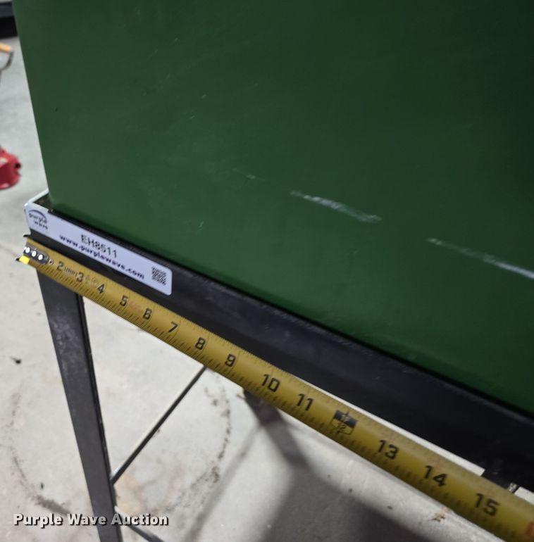 image for item EH8511 John Deere oil dispenser