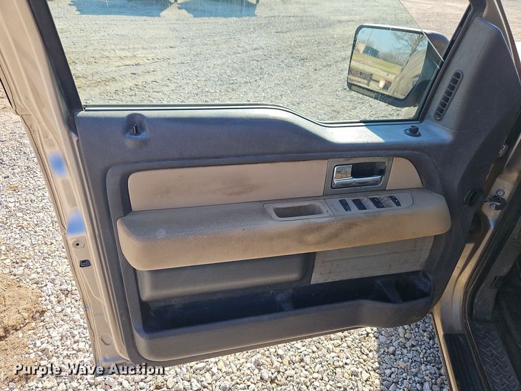 image for item EI8776 2011 Ford F150 SuperCab pickup truck