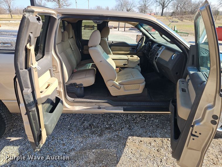 image for item EI8776 2011 Ford F150 SuperCab pickup truck