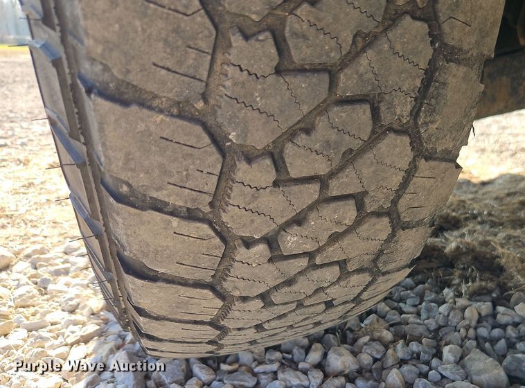 image for item EI8776 2011 Ford F150 SuperCab pickup truck