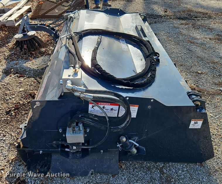 image for item EI8777 Virnig skid steer sweeper