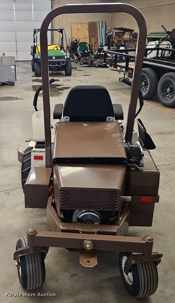 image for item EI8778 2009 Grasshopper 729T6 ZTR lawn mower