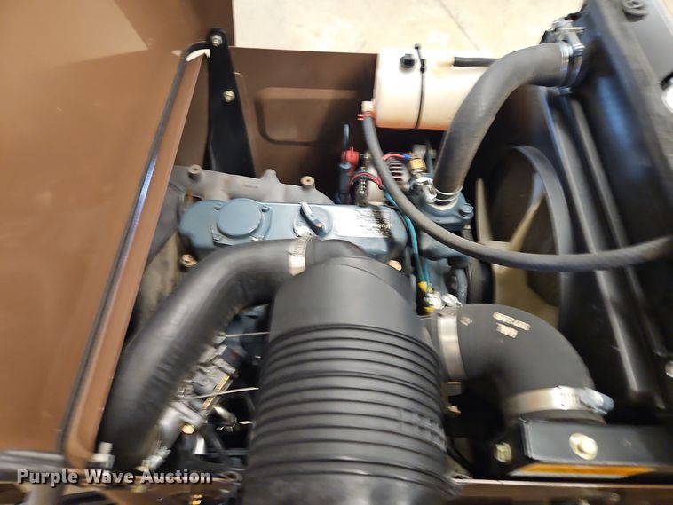 image for item EI8778 2009 Grasshopper 729T6 ZTR lawn mower