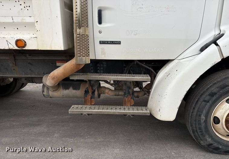 image for item EJ3416 2007 Sterling LT7500 dump truck