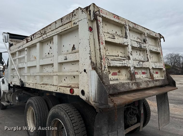 image for item EJ3416 2007 Sterling LT7500 dump truck