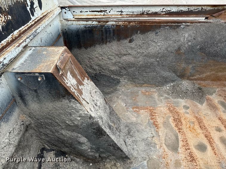 image for item EJ3416 2007 Sterling LT7500 dump truck